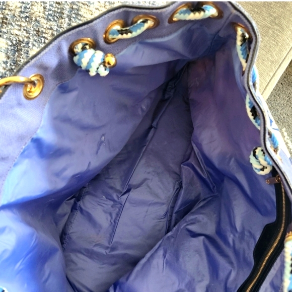 LOUIS VUITTON Beach Tote - Picture 9 of 12